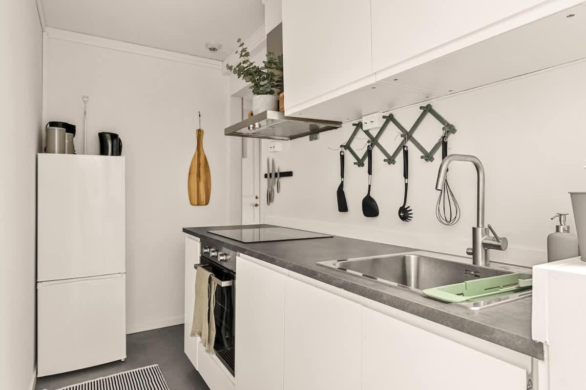 Dinbnb Apartments I Views & Street Parking In Sandviken Bergen Exteriör bild